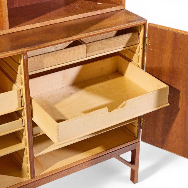 Brown Børge Mogensen Model A232 Mid Century Danish Oak China Cabinet Credenza Hutch For Sale - Image 8 of 10