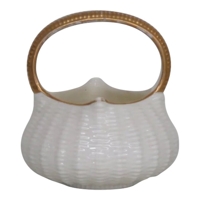 Royal Worchester 1884 Porcelain White and Gold Woven Basket Vase For Sale