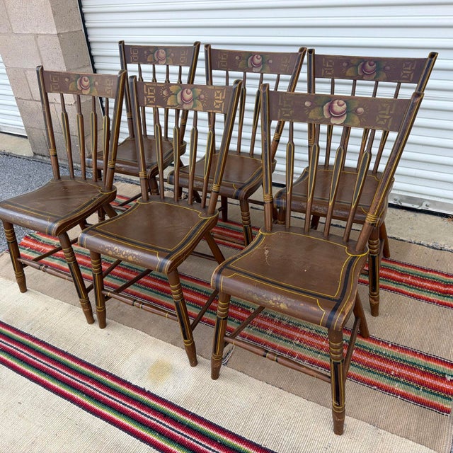 Antique Pennsylvania Folk Art Set of 6 Paint Decorated Arrow-Back Windsor Chairs, Circa 1850s For Sale - Image 17 of 17