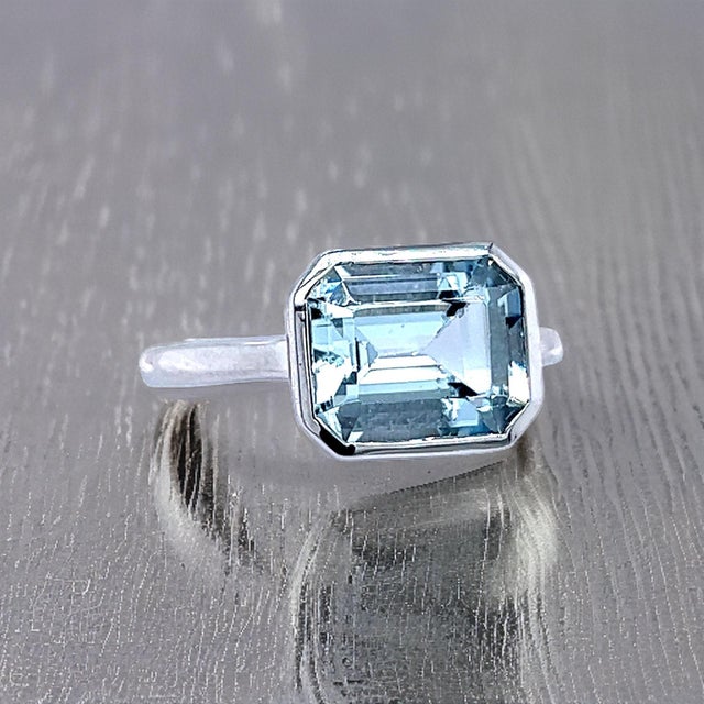 Traditional Natural Aquamarine Ring 6.5 14k White Gold 3.21 TCW Certified, Size 6 For Sale - Image 3 of 11