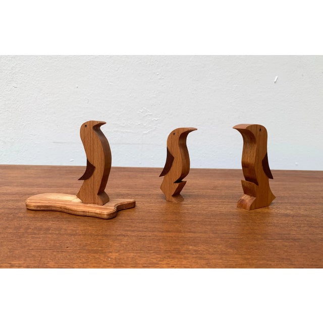 Vintage Wooden Penguin Sculpture, Set of 3, in Very Good conditions. Designed 1970 to 1979