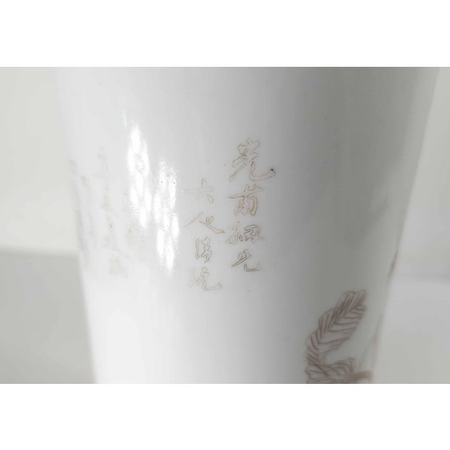 White 20th Century Chinese Late Qing or Republic Period Porcelain Hat Stand With Kezi Decoration For Sale - Image 8 of 17