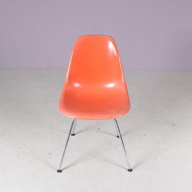 Metal Dining Chairs in Orange Fiberglass by Charles & Ray Eames for Herman Miller, USA, 1960s For Sale - Image 7 of 9