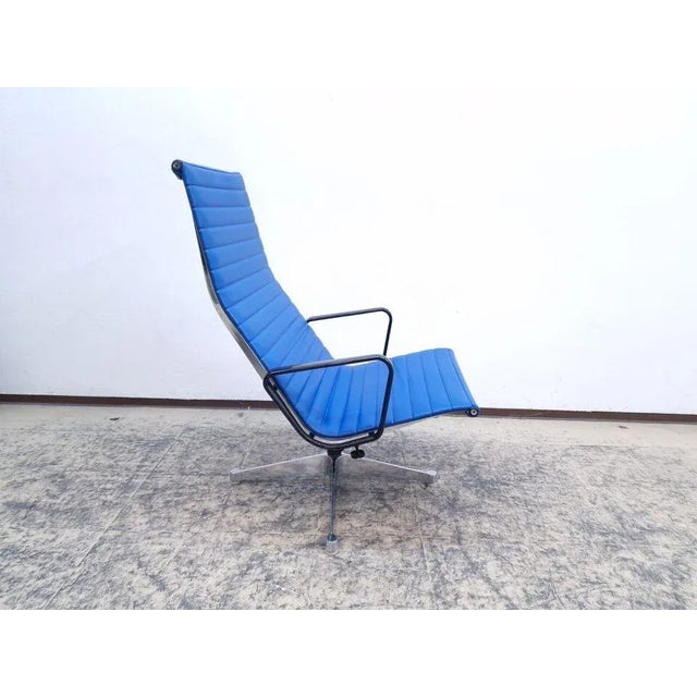 Blue Set of 124 Leather Lounge Chair and Ottoman by Hermann Miller for Vitra, 1958 For Sale - Image 8 of 13
