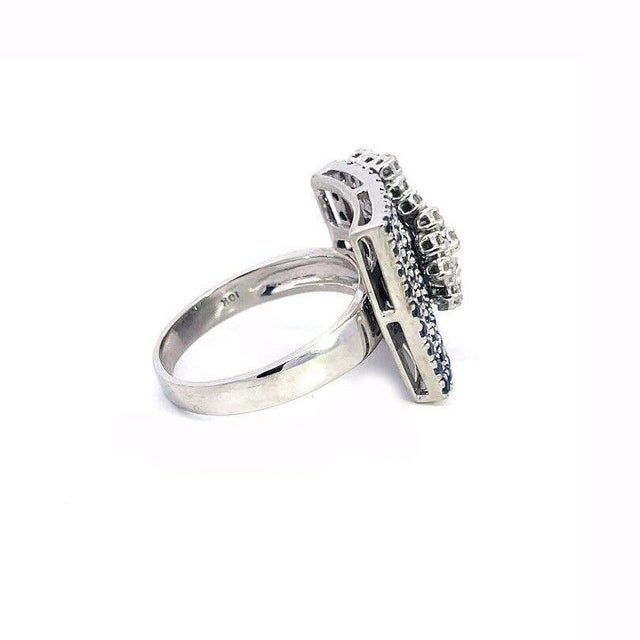 Sonia B. Diamond Sapphire Gold Ring 18k White Square Top Cluster For Sale In Miami - Image 6 of 8