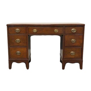 20th Century Traditional Duncan Phyfe Mahogany Bow Front Seven Drawer Vanity/Dressing Table For Sale