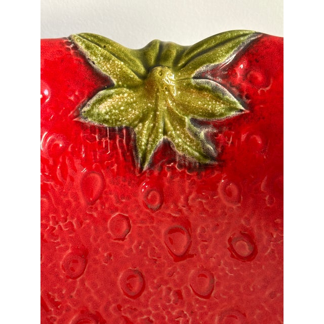Vintage Italian Ceramic Strawberry Serving Bowl For Sale In Washington DC - Image 6 of 15
