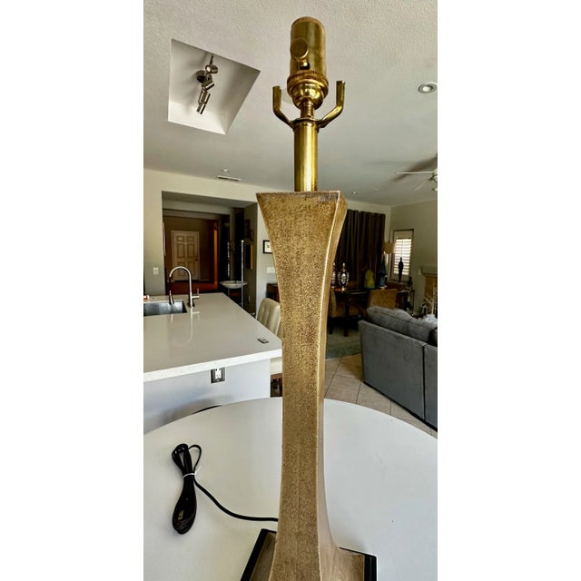 1960s Single Stuart Ross James for Hansen Bronze Table Lamp For Sale - Image 5 of 12