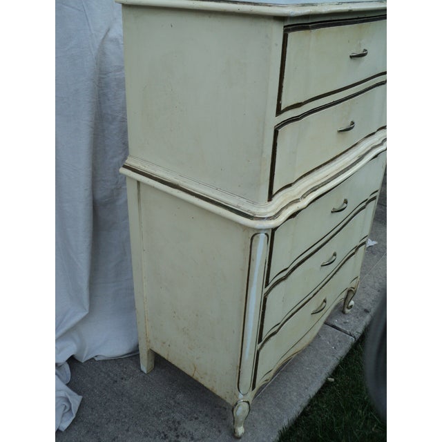 Vintage 1960s-1970s Dixie Furniture French Provincial Chest-on-Chest Highboy Dresser For Sale - Image 13 of 14