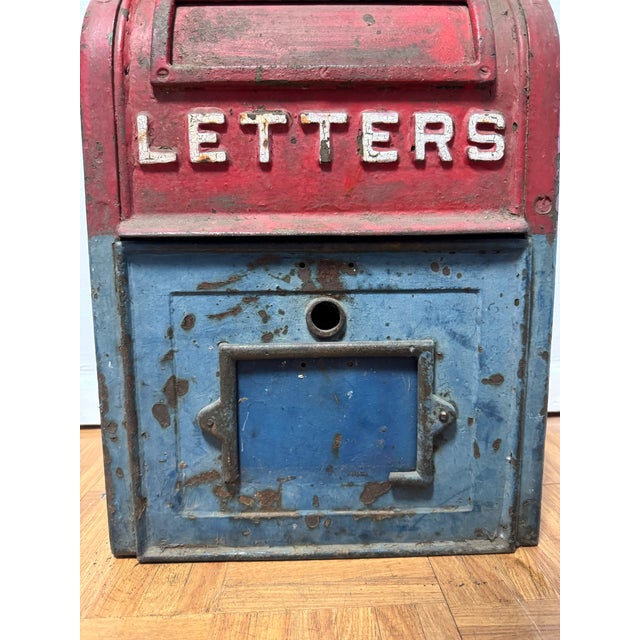 Antique u.s. Mail Cast Iron Street Collection Box — Carlisle Foundry Co., Carlisle Pa, C. Late 19th Century For Sale In San Francisco - Image 6 of 12