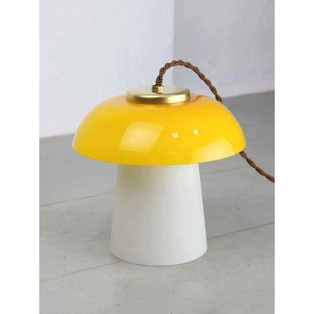 Mid-Century Mushroom Table Lamp in Yellow Glass and Brass For Sale - Image 11 of 11