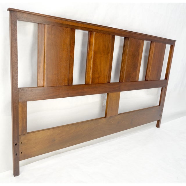 Walnut c1970s Baughman Style Queen Size Headboard Bed Mid Century Modern MINT For Sale - Image 12 of 15