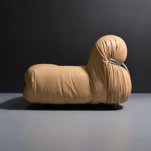 Vintage Soriana Sofa by Afra & Tobia Scarpa in Original Natural Leather, 1970 For Sale In New York - Image 6 of 9