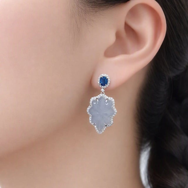 Chalcedony, Sapphire and Diamond Platinum Drop Earrings - Fei Liu, Pair For Sale - Image 6 of 6