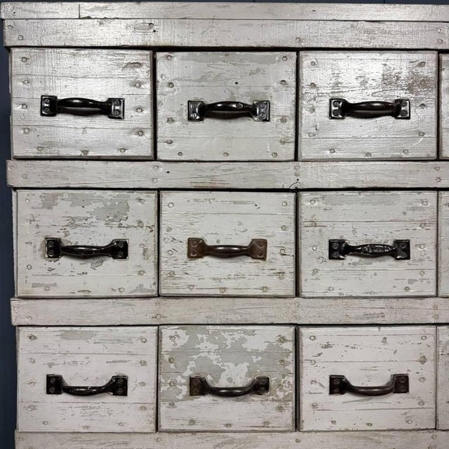 Workshop Chest of Drawers in Light Grey For Sale - Image 9 of 17