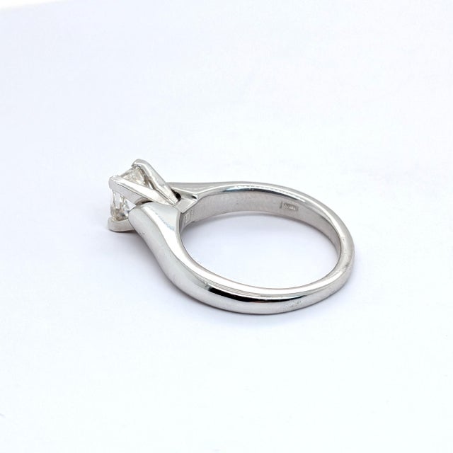 Stone Information - --------------------------------------------- Primary Stone(s): - Stone Grading: - Origin: Natural -...