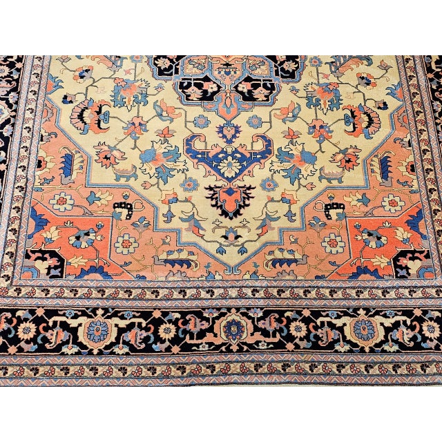 Vintage Turkish Heriz Serapi Rug, Hand-Knotted Wool, Geometric Pattern, Ivory & Blue, 9x12 For Sale - Image 4 of 17
