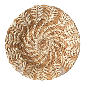 Late 20th-Century Sweetgrass Gullah-Style Decorative Shallow “Bowl Basket”