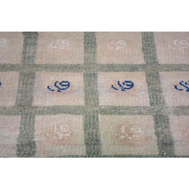 Turkish Vintage Turkish Anatolian Hand Knotted Wool Rug, 2'9''x4' For Sale - Image 3 of 5