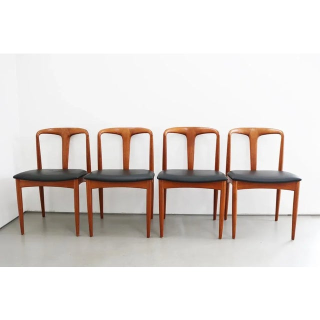 Mid-Century Modern Vintage Teak Chairs by Johannes Andersen for Uldum Møbelfabrik, 1960s, Set of 4 For Sale - Image 3 of 12