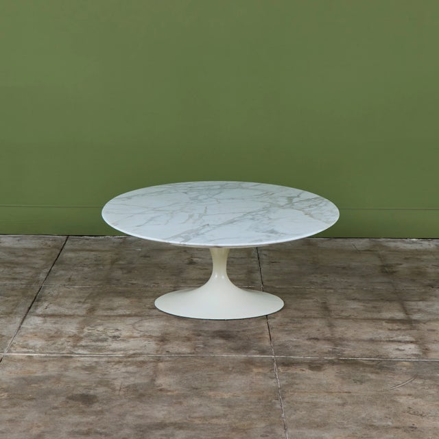 Mid 20th Century Eero Saarinen Marble Top Coffee Table for Knoll For Sale - Image 5 of 17