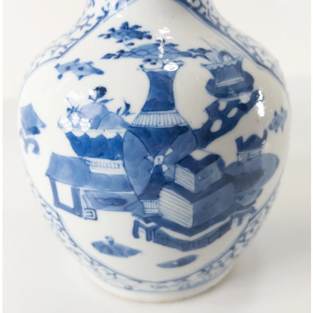 19th Century Chinese Blue and White Chinoiserie Vase For Sale In New York - Image 6 of 13