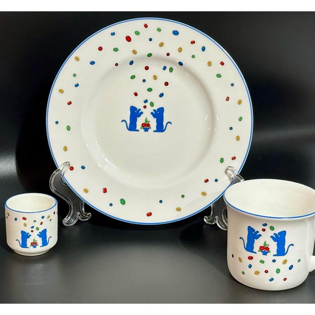Vintage Cartier La Maison Des Enfants Porcelain Child’s Dining Set – Panther Motif – 1988 For Sale - Image 11 of 12