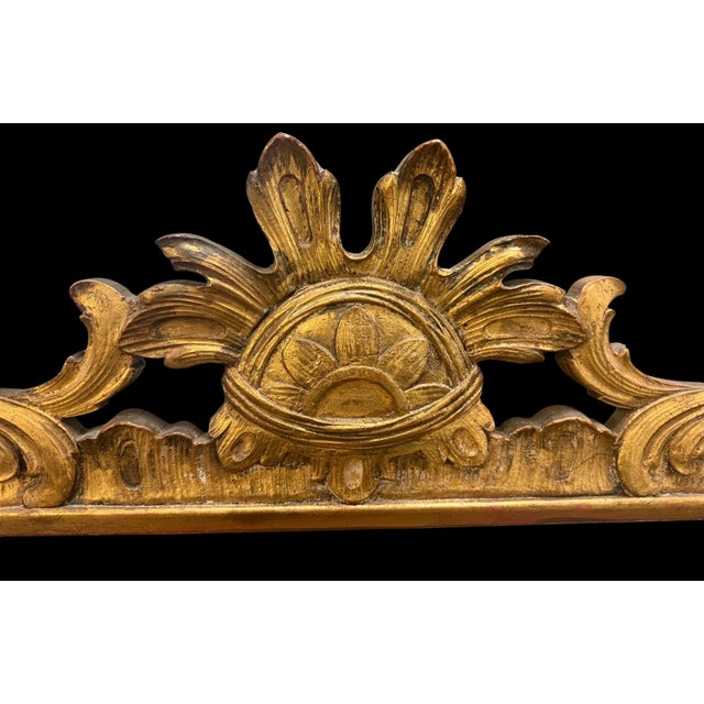 Rococo Mid-Century Italian Giltwood & Composition Rococo Revival Sunburst Center Crest For Sale - Image 3 of 8