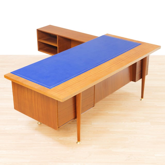 Wood Mid Century Teak Executive Desk With Floating Return, England, 1960s For Sale - Image 7 of 18