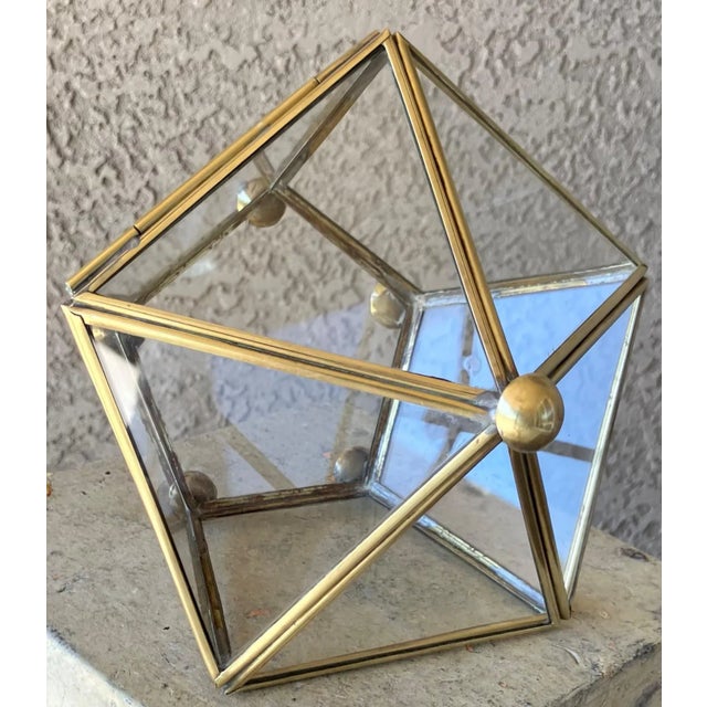 Mid 20th-Century Pentagon-Shaped Brass & Glass Keepsake / Trinket Box For Sale - Image 12 of 15