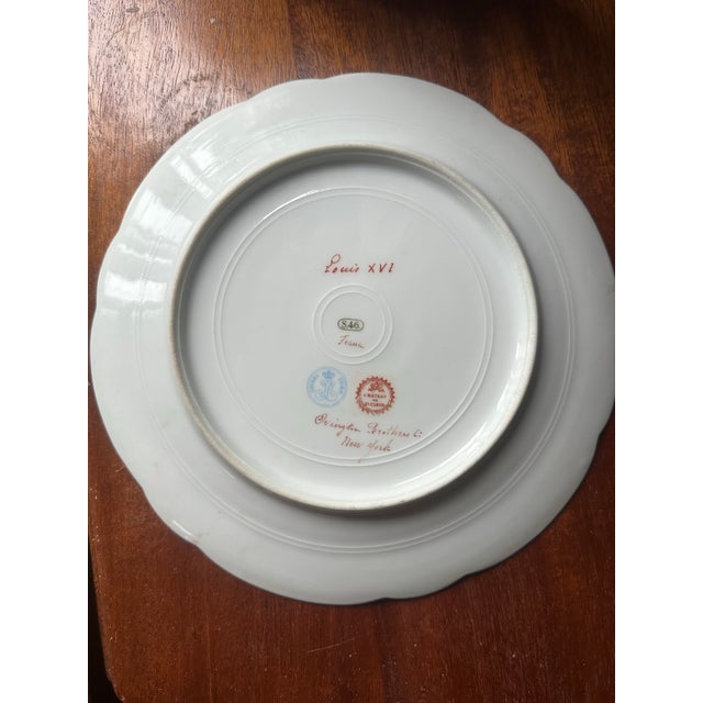 French 19th-Century French Sèvres-Style Porcelain Portrait Plate of Louis XVI For Sale - Image 3 of 3