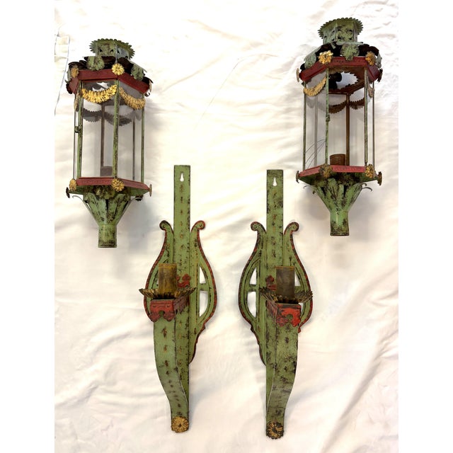 Vintage Italian Venetian Style Painted Tole Wall Sconce Candle Lanterns- A Pair For Sale - Image 9 of 18