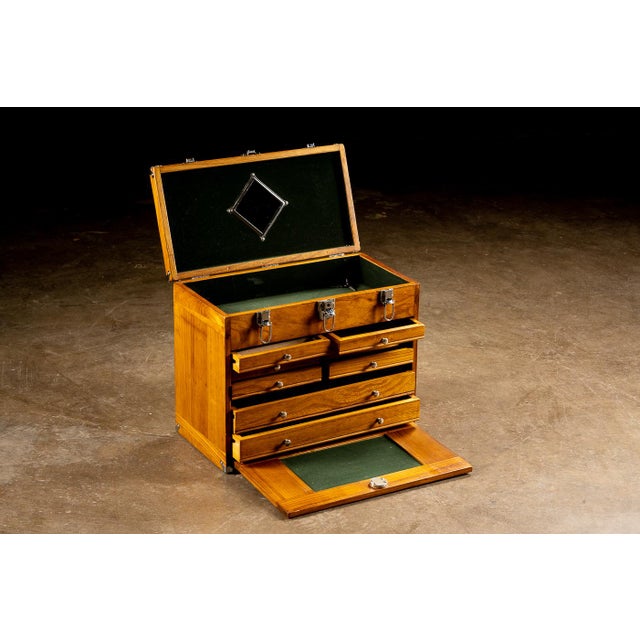 1940s Vintage Machinist Toolbox For Sale - Image 4 of 7