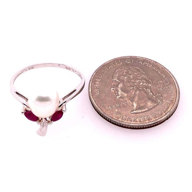 14 Karat White Gold Fashion Pearl Ring For Sale - Image 9 of 10