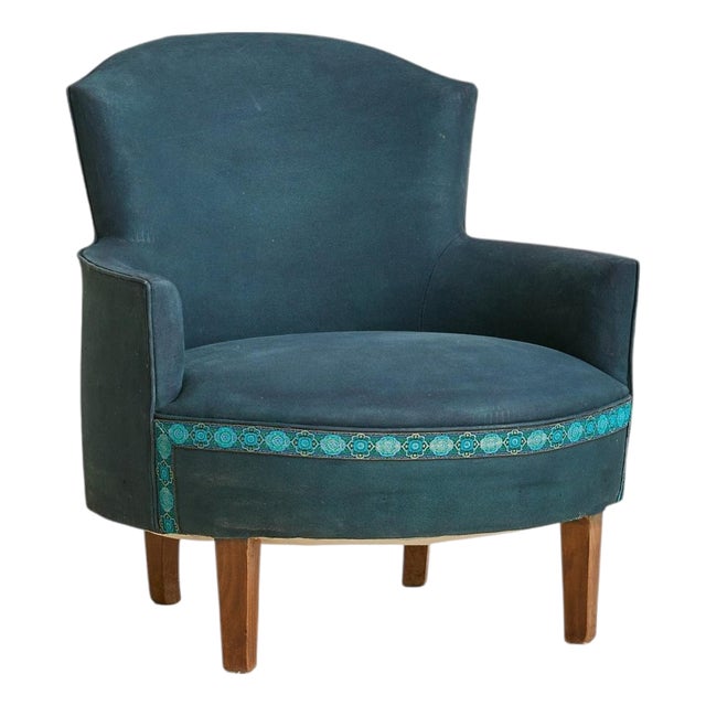 French Art Deco Blue Armchair with Wood Legs, 1940s - 2 Available For Sale