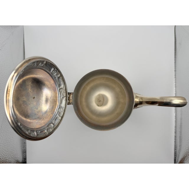 Oneida Oneida Du Maurier Silver Plate Coffee Pot & Teapot Set / Pitchers Ornate Vintage For Sale - Image 4 of 18