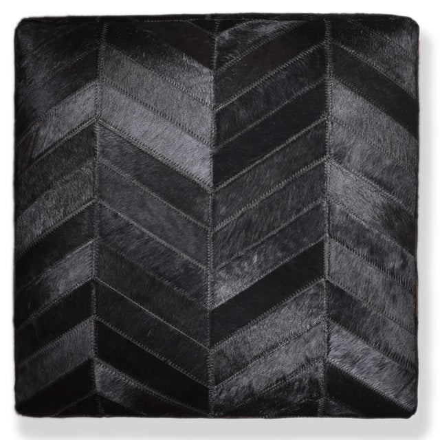 2020s Handmade Black Cowhide Leather Ottoman Pouf 18x18x18 in Chevron Patchwork For Sale - Image 5 of 11