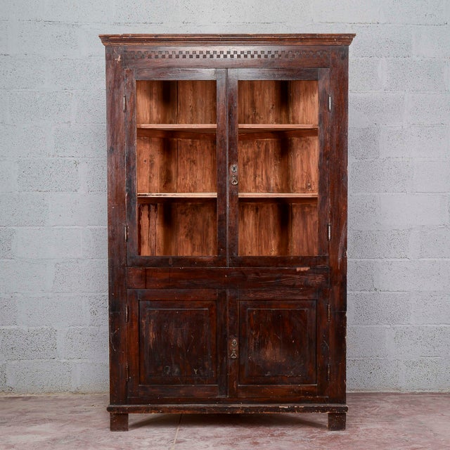 19th Century Display Cabinet with Shelves For Sale - Image 11 of 18