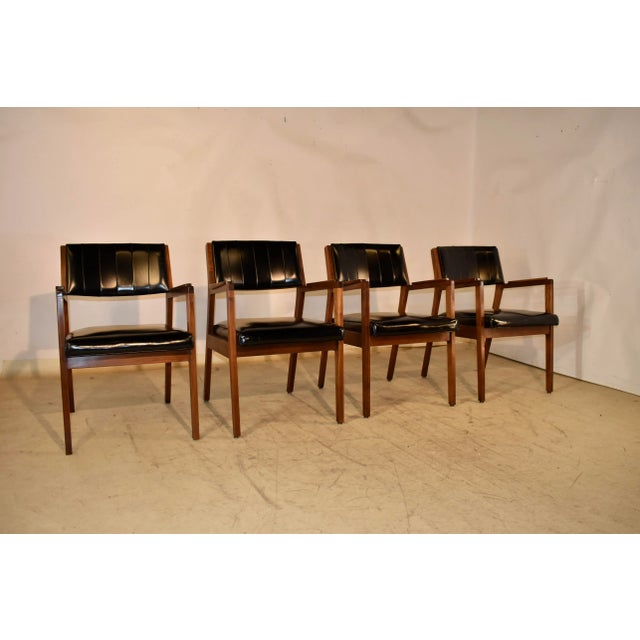 Mid-Century Modern Set of Four Myrtle Desk Company Arm Chairs, Dated 1969 For Sale - Image 3 of 14