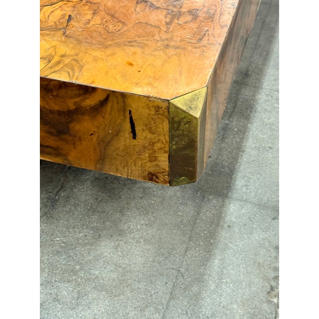 Modern Willy Rizzo Burl Wood and Brass Coffee Table, Italy, 1970s For Sale - Image 3 of 7
