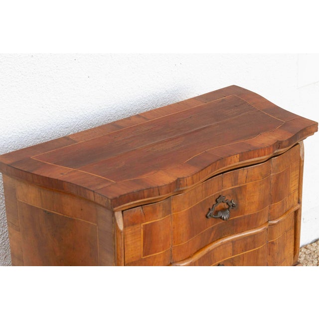 1960s Vintage Italian Walnut Veneer Bedside Nightstand For Sale - Image 5 of 11