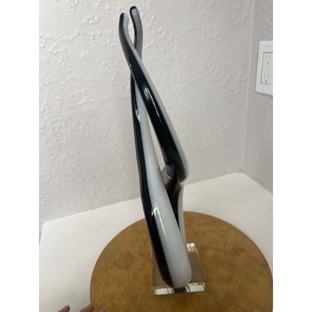 Vintage Murano Love Knot Art Glass Sculpture Black White Lucite Base For Sale - Image 11 of 16