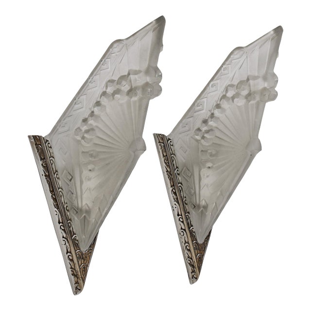 A Pair of French Art Deco Wall Sconces by Charles Schneider 1930 France For Sale