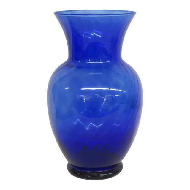Indiana Glass Illusions 1980s Large Vase Cobalt Blue Optic Swirl Pattern 4876b For Sale