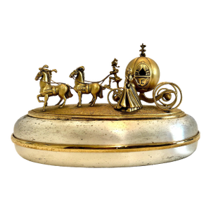 "Cinderella's Coach of Dreams" Heirloom / Jewel Box From the Disney Showcase Collection