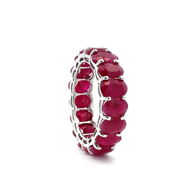 14k White Gold Natural Ruby Eternity Band, Size 6.5 For Sale In New York - Image 6 of 9