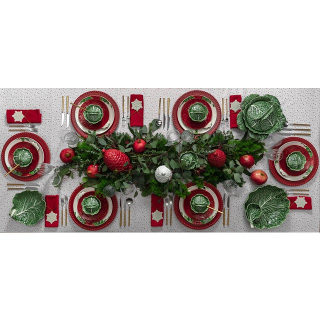 Traditional Bordallo Pinheiro Cineraria Leaf Platter For Sale - Image 3 of 3