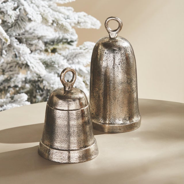 Kenneth Ludwig Chicago La Taverna Grande Bells, Set Of 2 For Sale - Image 4 of 4