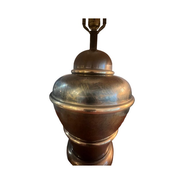 1960s Vintage Mid Century Modern Brass Beehive Urn Table Lamps Shades For Sale - Image 5 of 8