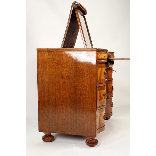 Small Baroque Chest of Drawers in Walnut with Mirror, 1760 For Sale - Image 12 of 14